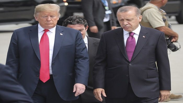 Turquía acusa a EE.UU. de perpetrar una guerra económica contra la soberanía financiera de ese país.