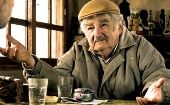 Mujica es reconocido por ser "lo mejor de la política hecha poesía", afirma el alcalde de La Zubia, localidad española que premiará al expresidente uruguayo.