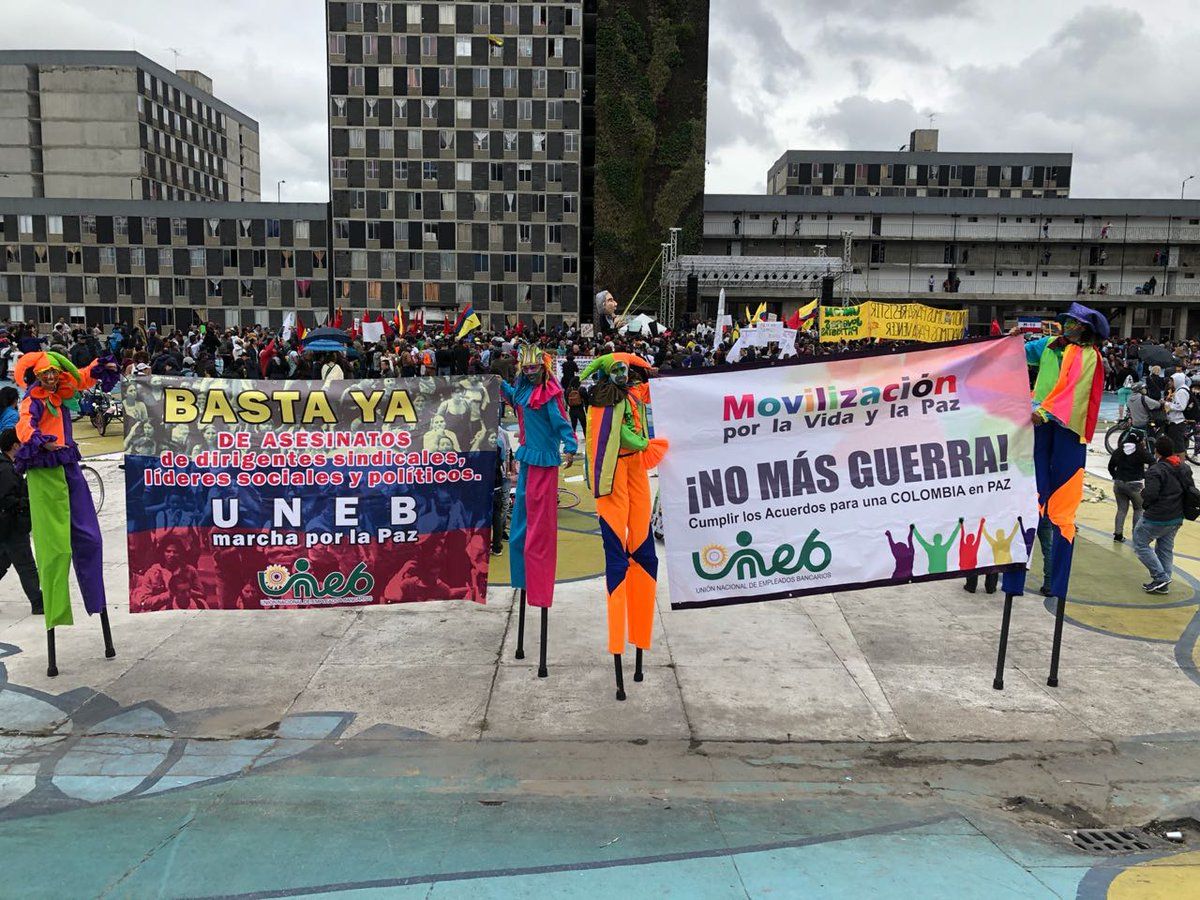 Autoridades e instituciones rechazan la oleada de crímenes que se han suscitado en Colombia contra los dirigentes sociales.