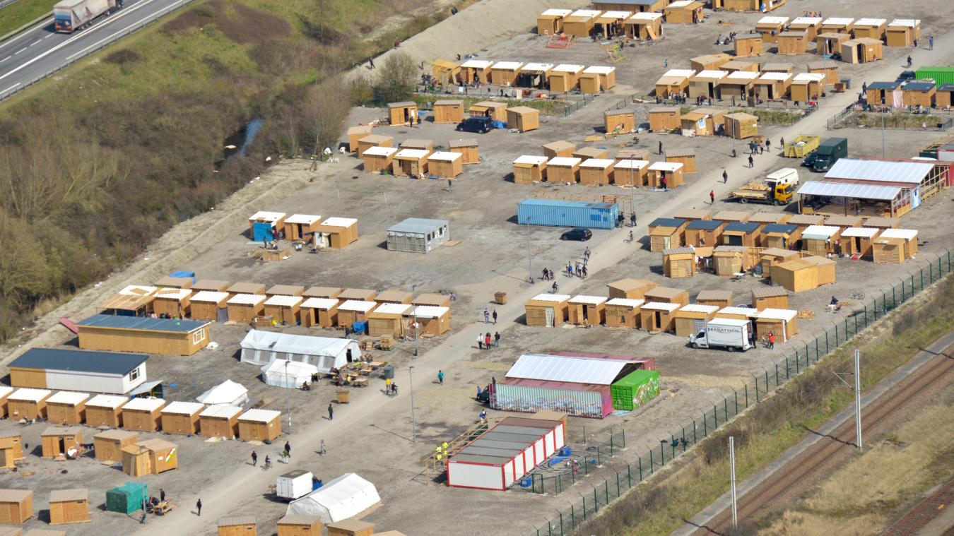 El campamento de refugiados en el norte de Francia acoge entre 500 y 800 personas.