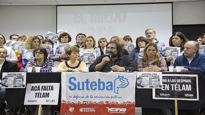 El gremio docente exigió a la gobernadora de Buenos Aires, María Eugenia Vidal, abrir una investigación y repudiar estos hechos.
