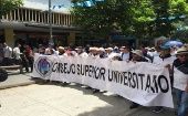 Cientos de estudiantes universitarios participaron en la manifestación en contra de la corrupción y las decisiones del presidente Jimmy Morales 