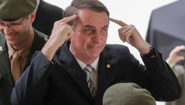Jair Bolsonaro avanzó a la segunda vuelta en las elecciones presidenciales de Brasil al obtener el 46% de los votos.