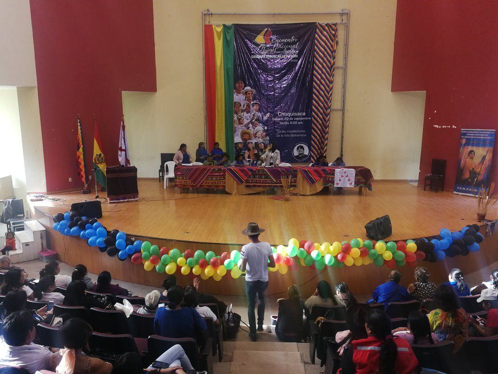 Se estima que el congreso nacional de mujeres en Bolivia tenga asistencia masiva de diferentes organizaciones sociales.