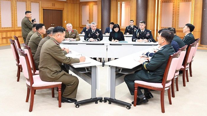 Esta reunión deriva de los tratados firmados por las dos Coreas para el desarme del área de seguridad conjunta.