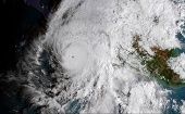 El huracán Willa continúa su avance por el Pacífico con vientos máximos de 240 kilómetros por hora y rachas de 305 kilómetros por hora.