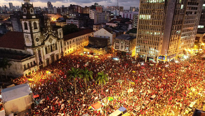 Bolsonaro y Haddad se medirán este domingo en la segunda vuelta para optar a la Presidencia de Brasil.