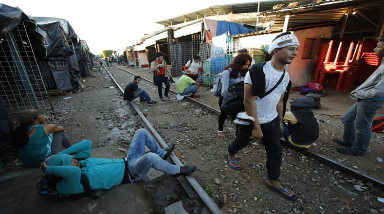 Los migrantes centroamericanos duermen en las calles, expuestos a la delincuencia y a las inclemencias del clima. 