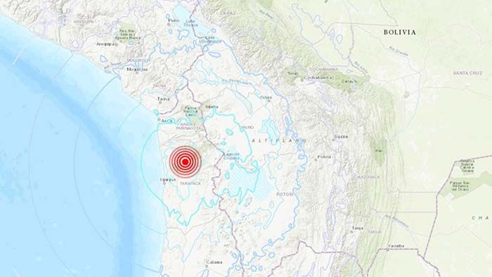 El temblor se percibió en las regiones fronterizas de Chile con Perú y Bolivia.