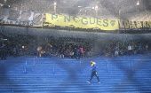 El partido se suspendió por las fuertes lluvias que afectaron el estadio de La Bombonera.