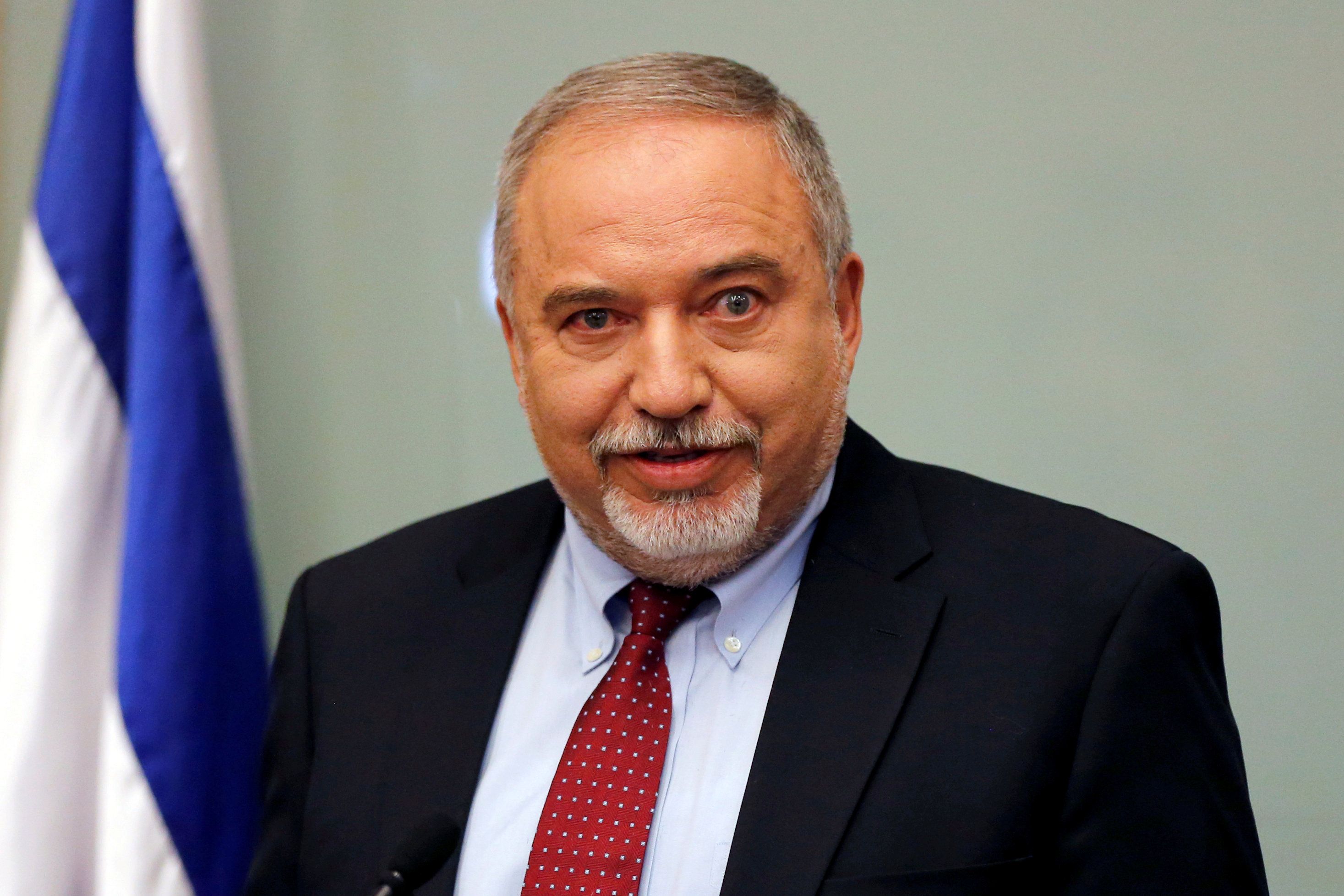 La renuncia del ministro israelí se da en una escalada de la tensión entre Israel y Gaza, la más grave desde 2014.