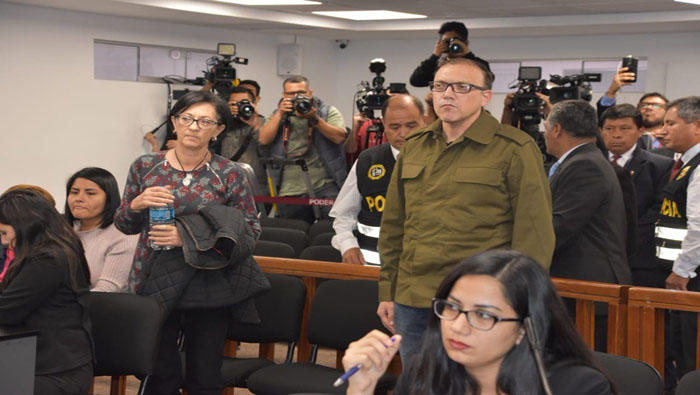 La medida fue dictada para evitar que los involucrados puedan salir del país y escapar de la justicia peruana.