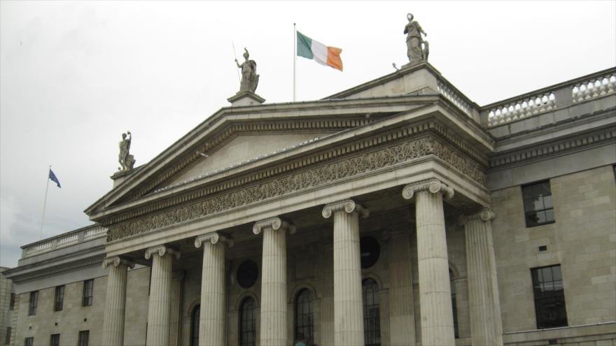 La medida requiere el respaldo de la Cámara Baja del Parlamento irlandés, antes de que el presidente lo convierta en ley.