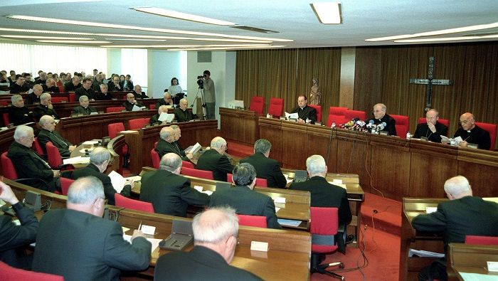 La Conferencia Española de Religiosos reconoce que el ocultamiento de delitos sexuales por parte de obispos, curas y demás autoridades de la iglesia es un tema de suma gravedad.