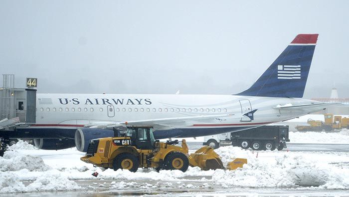 El mal tiempo afectó las labores en varios aeropuertos de EE.UU.