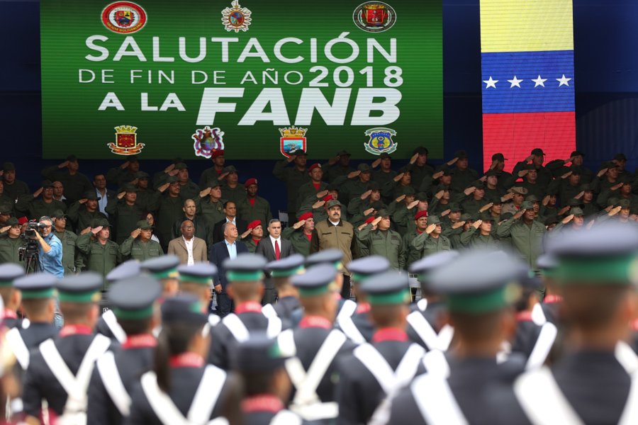 El presidente Nicolás Maduro exaltó la moral de los militares venezolanos, defensores de la soberanía y la independencia nacional.