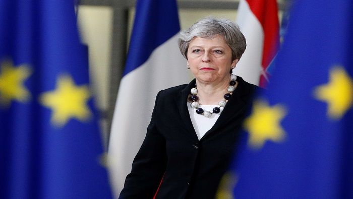 La primer ministro aún no se manifiesta con respecto a las expresiones de oposición al brexit, de cara al próximo año.