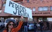 La justicia colombiana puso en libertad al agresor, pese a que la víctimas asegura que hay pruebas suficientes para determinar su culpabilidad. 