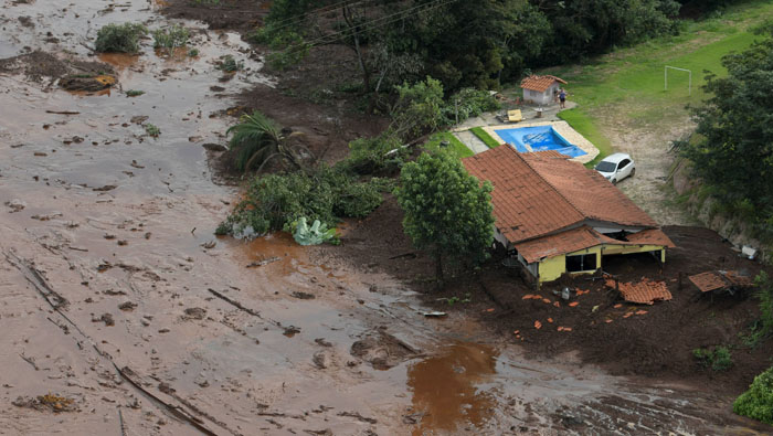 Las autoridades del país suramericano estiman que la cifra de las víctimas fatales pueda aumentar en las próximas horas.