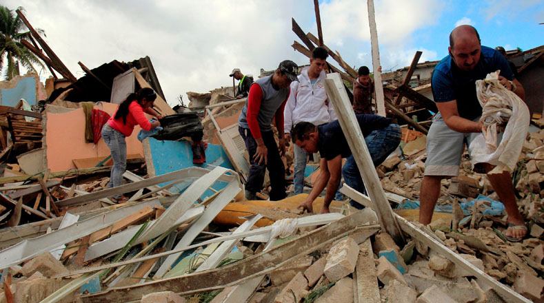 Continúan trabajos de recuperación tras paso de tornado en Cuba