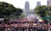 Los 20 años de la Revolución Bolivariana y el respaldo al mandato de Nicolás Maduro han logrado convocar a cantidades multitudinarias en el centro capitalino de Venezuela.