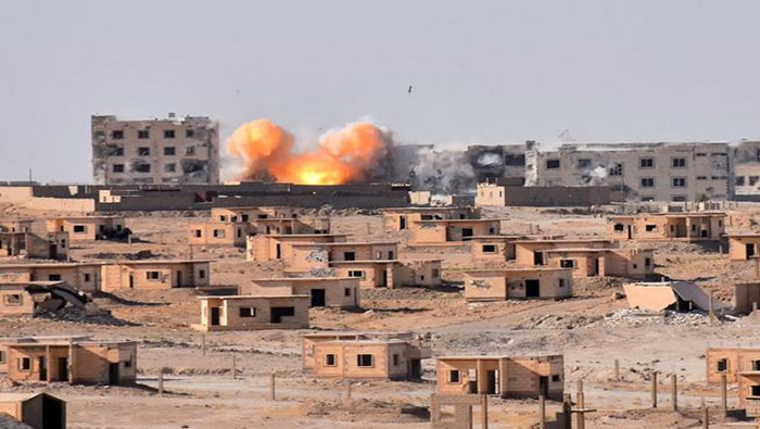 La ofensiva destruyó un sistema de artillería antiaérea y dejó al menos dos efectivos del Ejército sirio heridos.