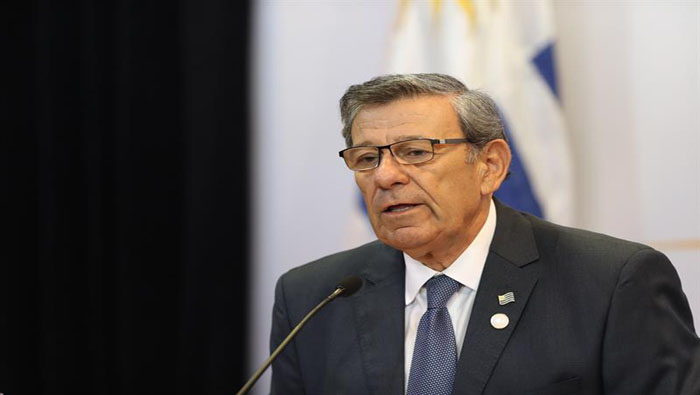 El canciller de Uruguay, Rodolfo Nin Novoa, fue uno de los encargados de presentar la declaración final de la conferencia internacional en Montevideo.