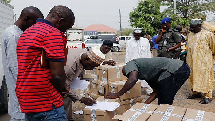 La comisión electoral de Nigeria indicó que los problemas de seguridad fueron una de las causas para suspender las elecciones.
