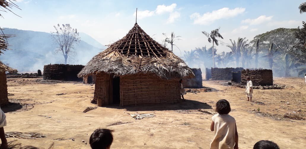 La comunidad indígena exige al Gobierno de Colombia atender los daños ocasionados por el incendio, y emprender en el territorio la reconstrucción de casas y espacios espirituales.
