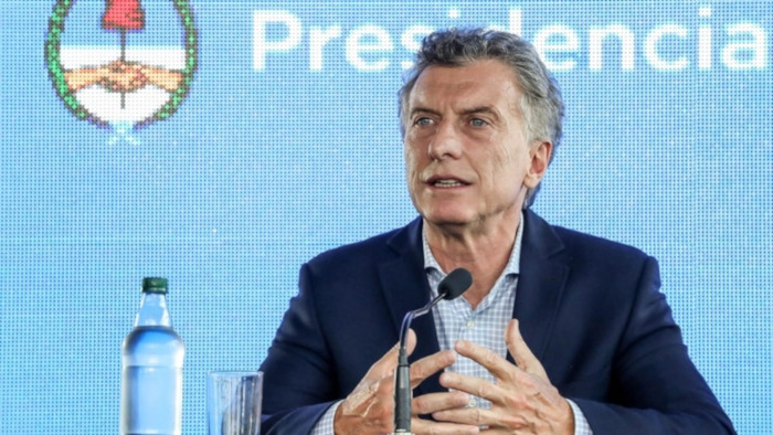 Mauricio Macri tiene, actualmente, un 19 por ciento de aprobación entre los argentino, arrojó la última encuesta nacional.