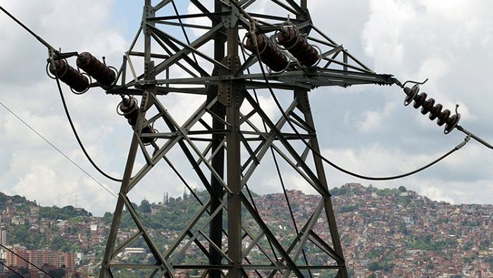Los venezolanos volvieron a sufrir apagones tras un nuevo sabotaje en la hidroeléctrica Guri.
