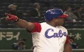 "Malas noticias para los jugadores cubanos, sus familias y las grandes ligas de béisbol.Buenas noticias para los traficantes de seres humanos", señaló el presidente de Engage Cuba a través de su cuenta en Twitter.