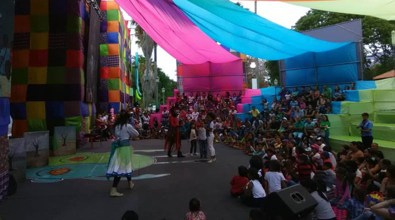 La programación infantil se estableció totalmente gratuita para el disfrute de todas las familias que acudan al festival.