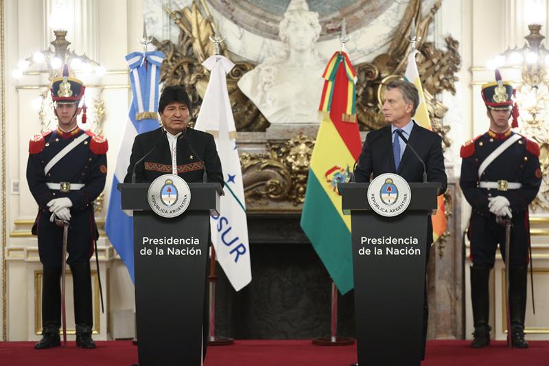 Evo Morales durante su visita en 2018 fue distinguido con el Doctorado Honoris Causa de la Universidad Metropolitana para la Educación y el Trabajo (UMET).