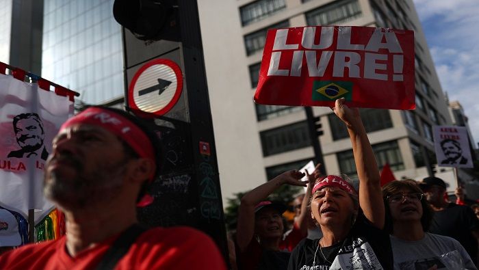 Abogados de Lula exigen su total absolución al indicar que no hay pruebas irrefutables de los cargos que pesan en su contra.