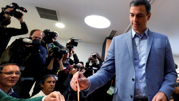 Los candidatos a la jefatura del gobierno español llaman a una votación masiva.