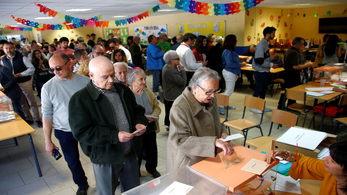 El 99.79 por ciento de las poco más de 60 mil mesas electorales fueron instaladas para dar paso al voto de los españoles.