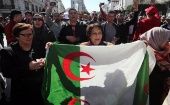 Desde febrero, los argelinos participan en protestas que se originan en la desaprobación de un quinto mandato del entonces presidente Bouteflika.
