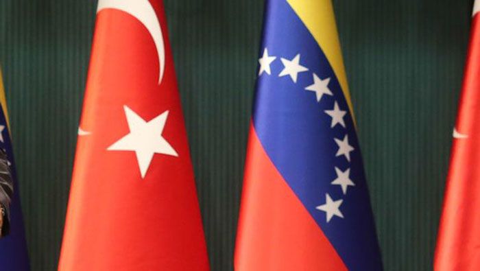 Turquía apoya las iniciativas que apuntan a una solución política que puedan aceptar todas las partes en Venezuela.