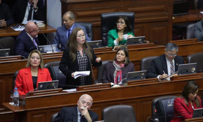 Congreso de Perú aprueba moción de confianza
