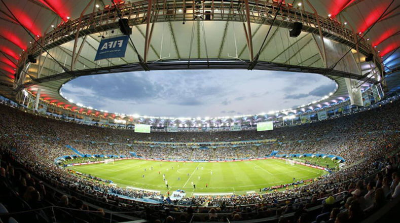 El Estadio Maracanã fue inaugurado en 1950 y ha sido sede de grandes acontecimientos como la Copa Confederaciones de 2013 y el Mundial de 2014.