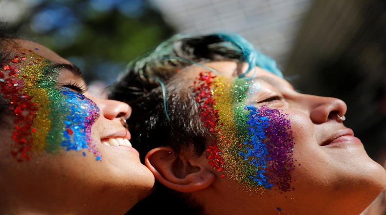 El Día Internacional del Orgullo LGBTI se celebra cada 28 de junio, en conmemoración de los hechos de violencia contra unas 200 personas de la comunidad, en Nueva York, Estados Unidos, el 28 de junio de 1969.