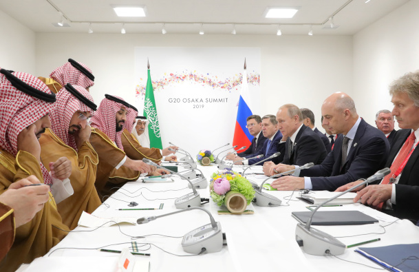 Encuentro entre las delegaciones de Rusia y Arabia Saudita en el marco de la Cumbre del G20.