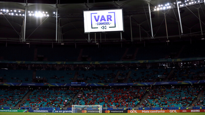 El VAR ha sido decisivo para que un partido termine en goleada o empate a 0 durante la fase de cuartos de final.