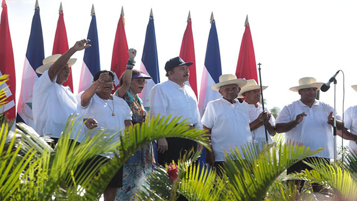 Daniel Ortega recordó a los mártires que ofrendaron su vida por la causa revolucionaria.