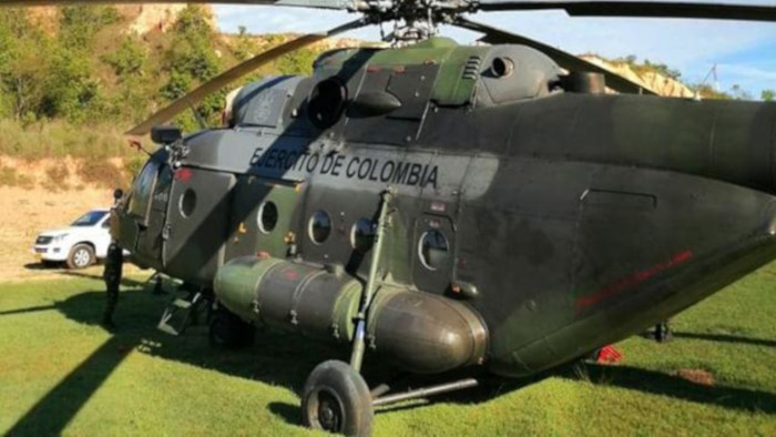 Soldados colombianos fueron emboscados en la frontera con Ecuador con un saldo de cinco militares muertos.