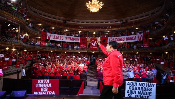 El jefe de Estado recordó que la Revolución Bolivariana ha enarbolado la bandera del diálogo en los últimos 20 años.