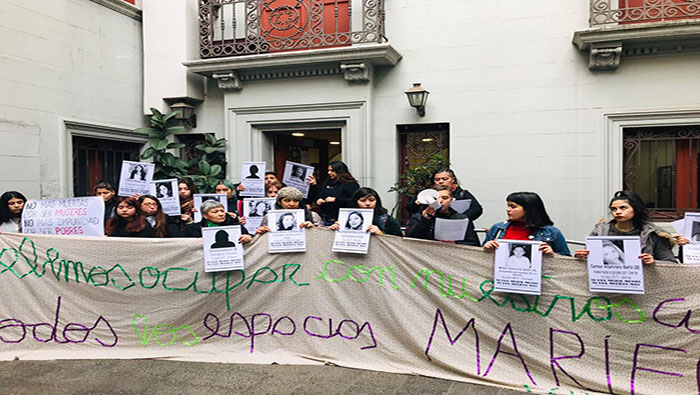 Organizaciones sociales chilenas instan a un gran debate nacional sobre la problemática de los feminicidios.