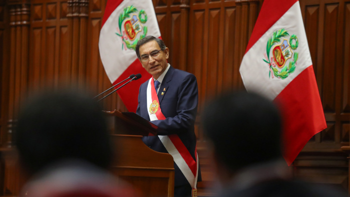 La mayoría de los peruanos apoya la propuesta de adelantar para 2020 los comicios presidenciales y legislativos.