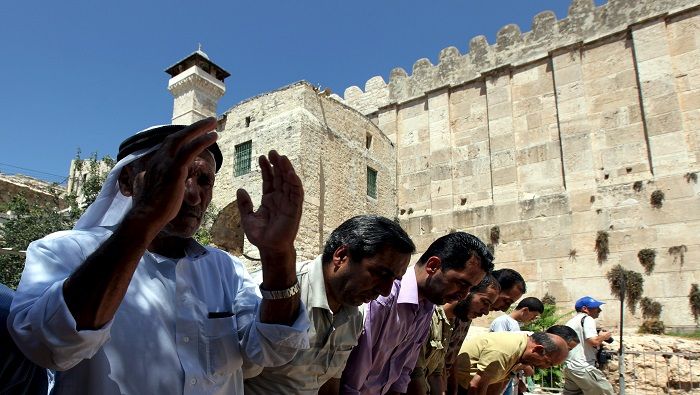 Los adoradores musulmanes fueron sorprendidos durante la celebración de la llamada 